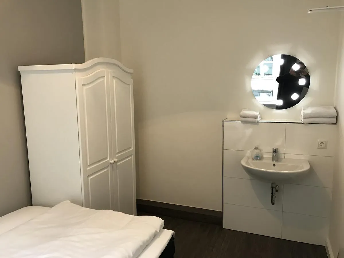Hotel Fame Am Hauptbahnhof Hamburg 2*,  Germany