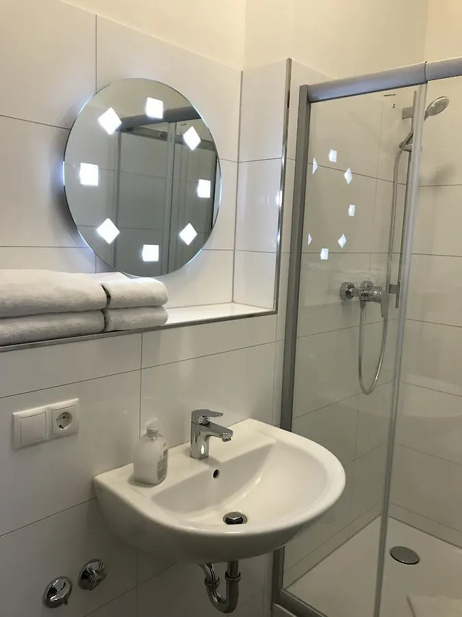Hotel Fame Am Hauptbahnhof Hamburg